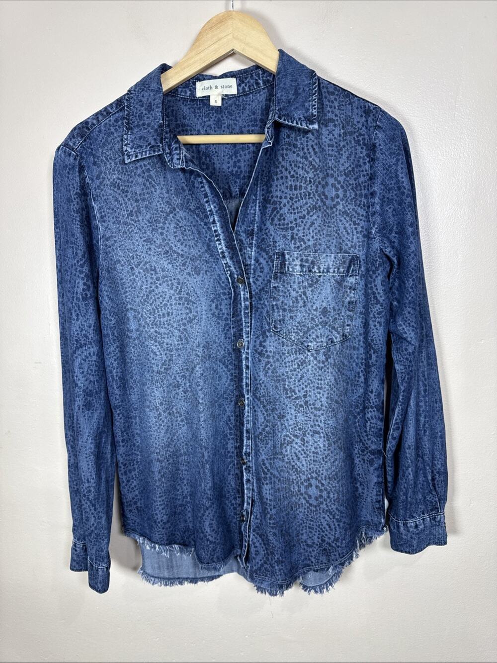 Cloth & Stone Womens Denim Button Down Shirt Fray Hem S Batik Print Boho